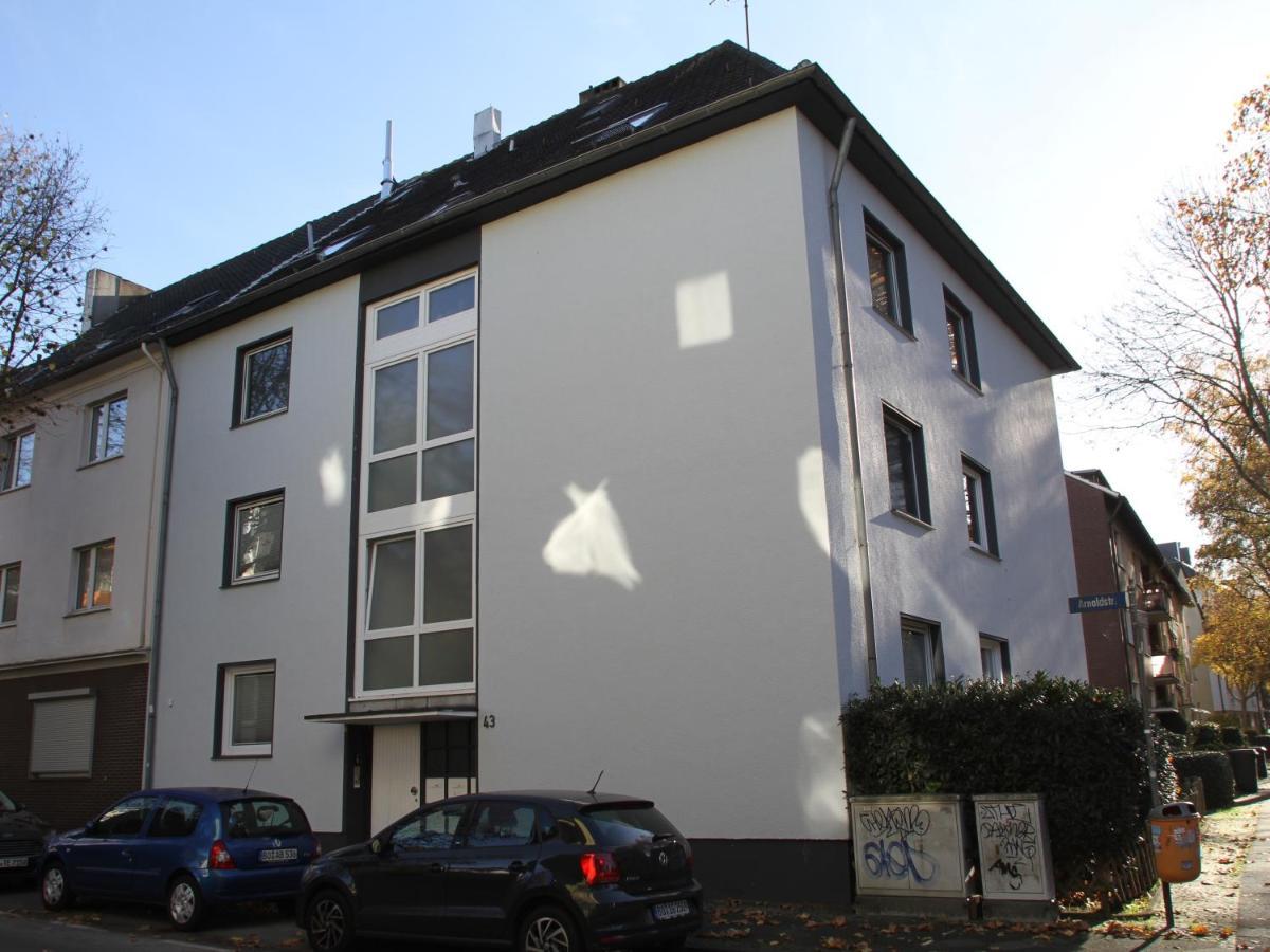Apartmenthaus In Der Arnoldstrasse Bochum Exteriör bild